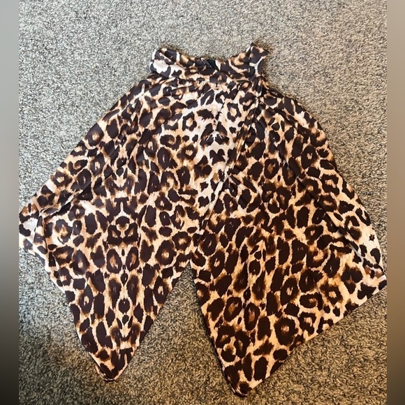 Pretty Little Thing Leopard Halter Wrap Open Back Crop Top Brown Black One Size - Picture 6 of 8
